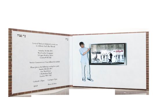 4.3" digital video brochure with built - in speaker / rechargeble battery , Customized
